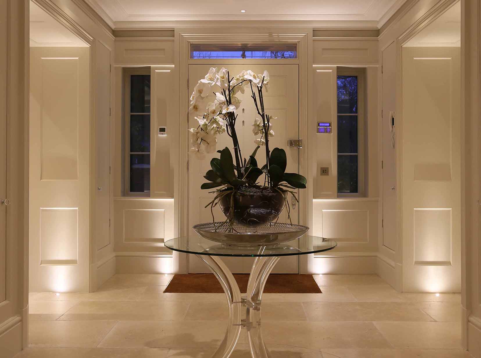 uplighting in hall to shutter boxes