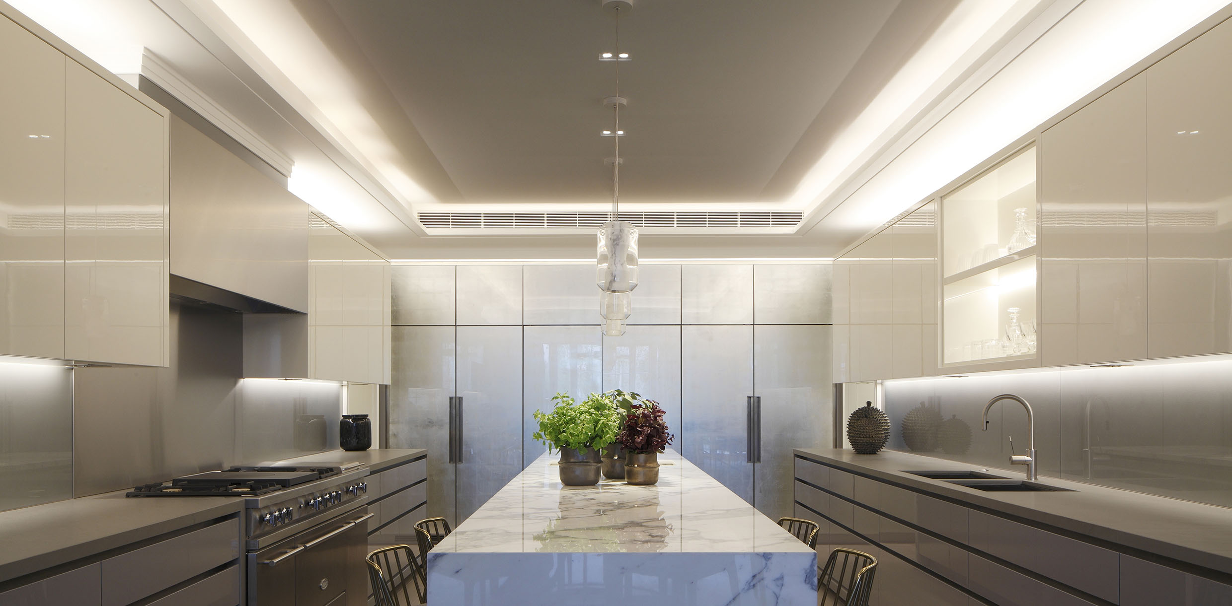 MINIMALIST KITCHEN image