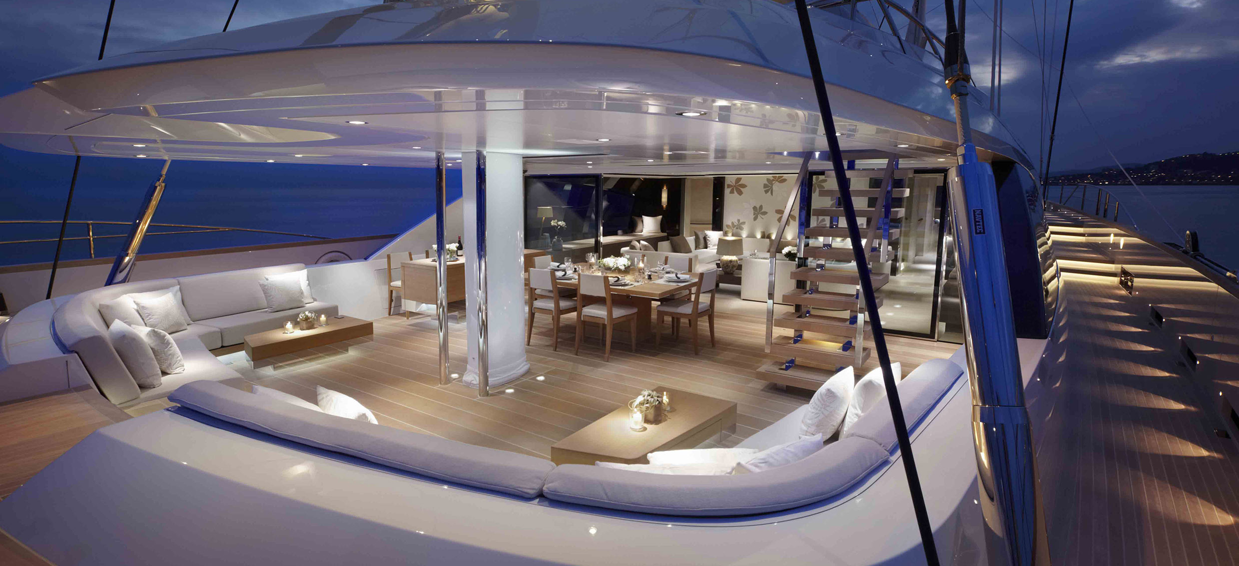 lighting in exterior of SY Twizzle superyacht