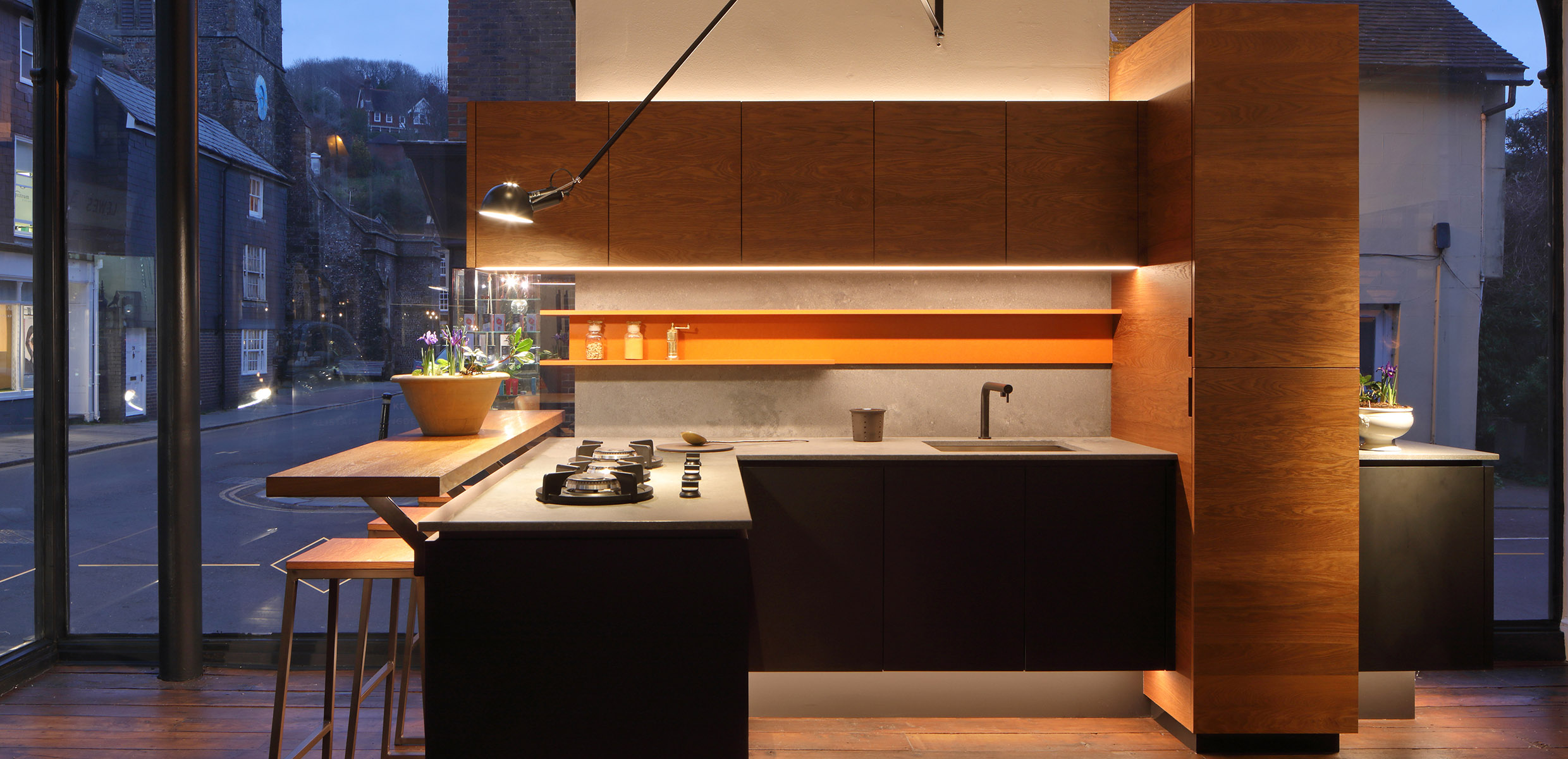 KITCHEN WITH STRONG LINES image