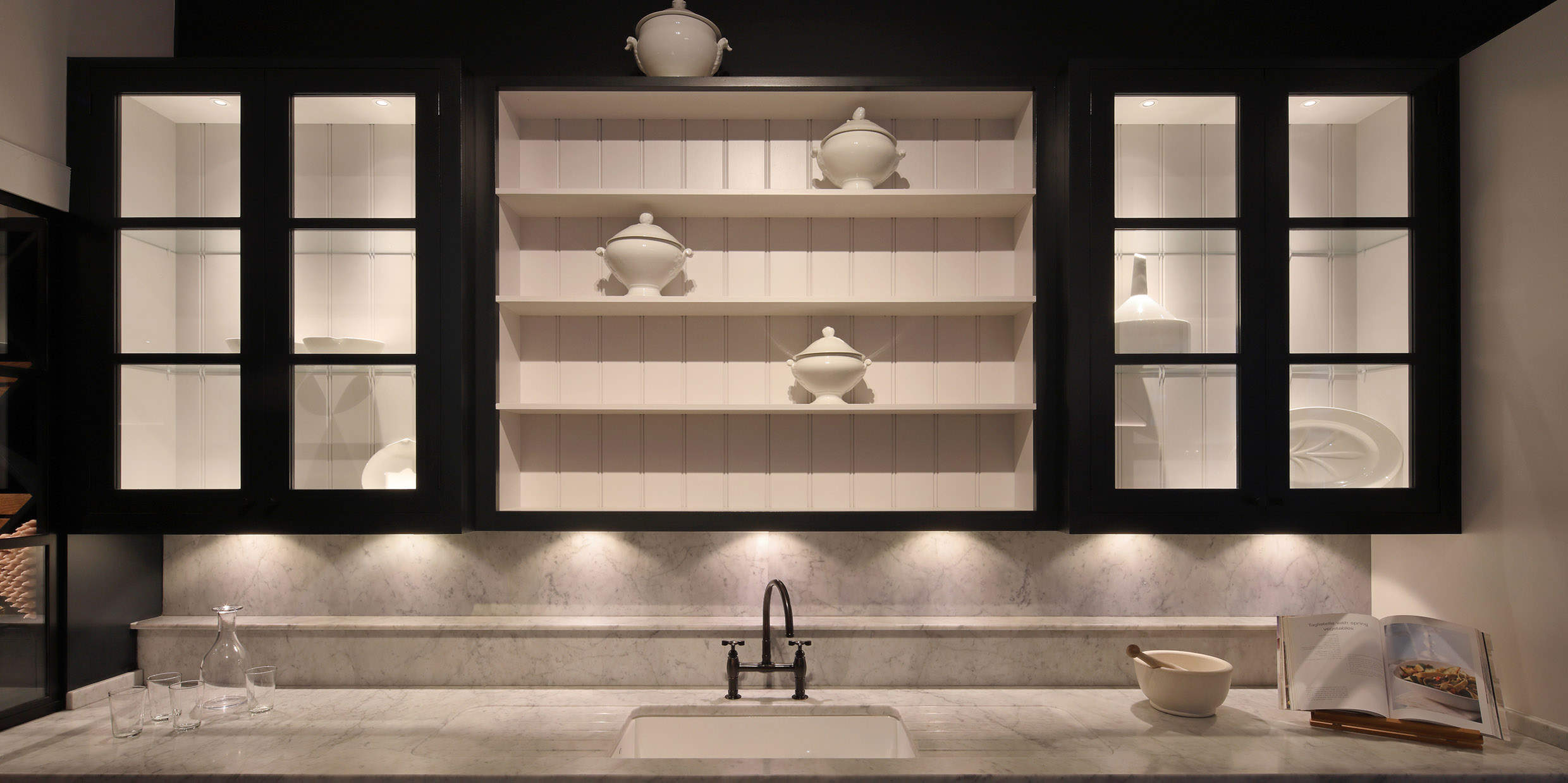 KITCHEN CABINET LIGHTING image