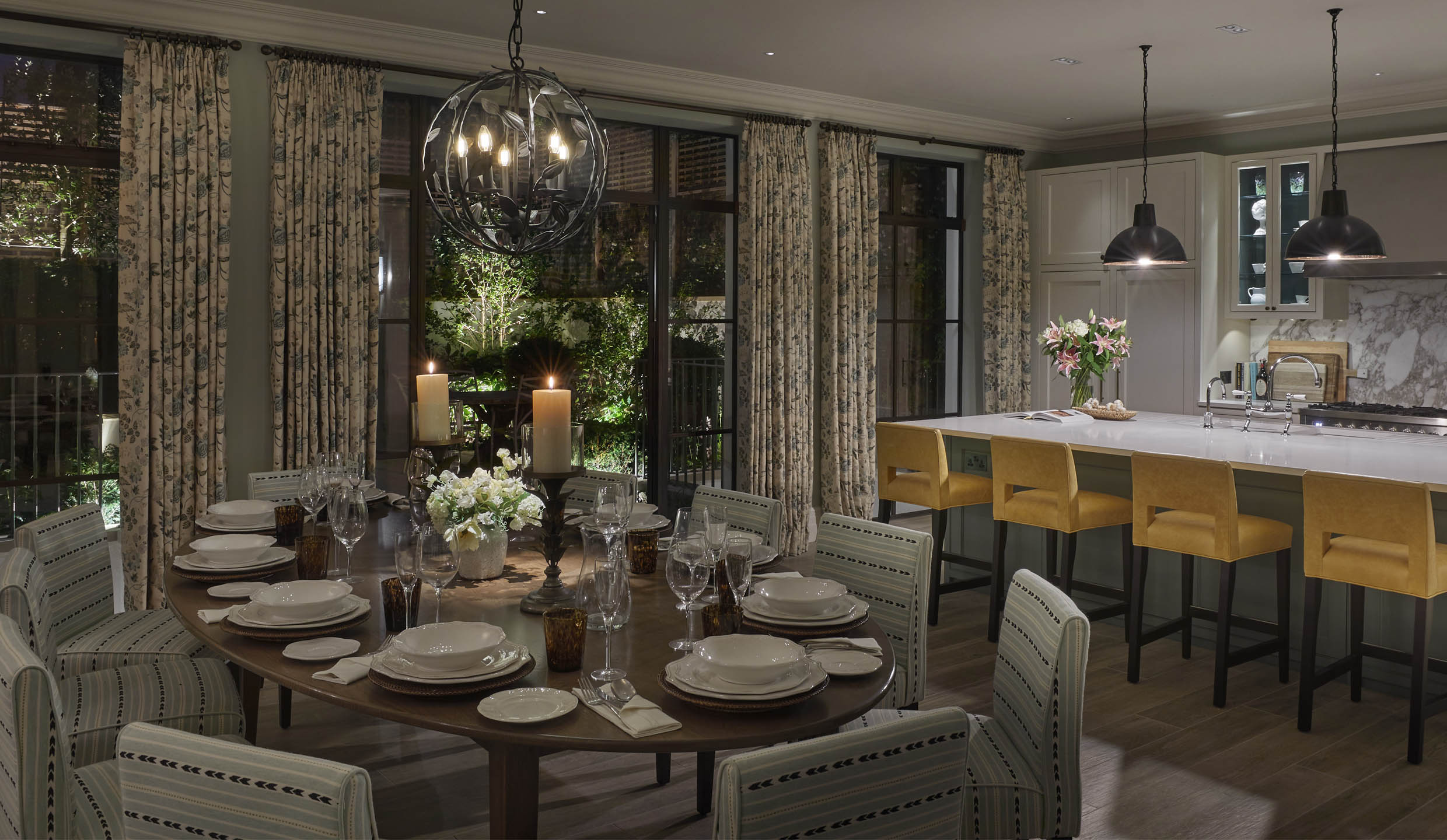 LONDON TOWNHOUSE LIGHTING image