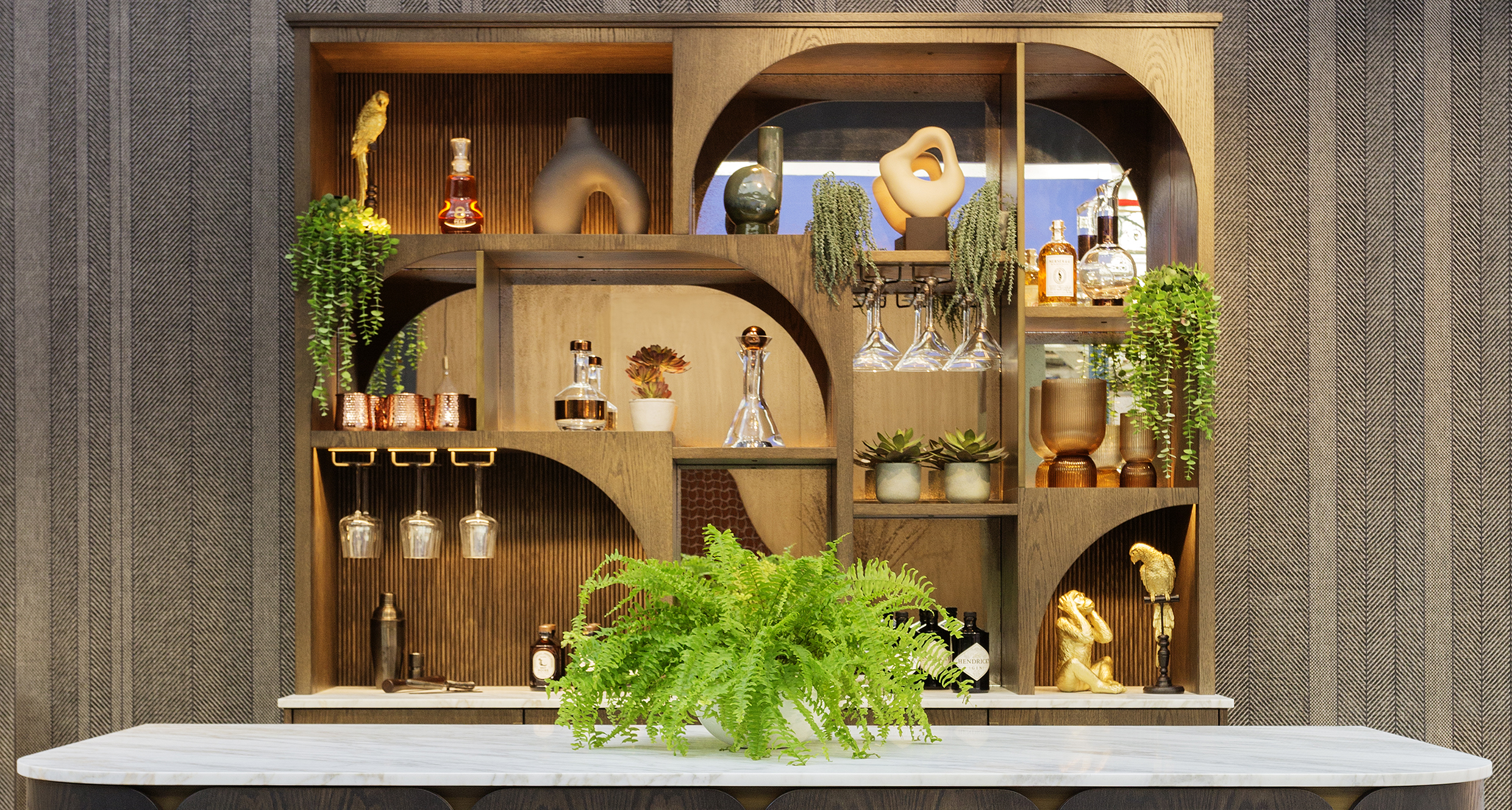 DISCREET BAR JOINERY LIGHITNG image