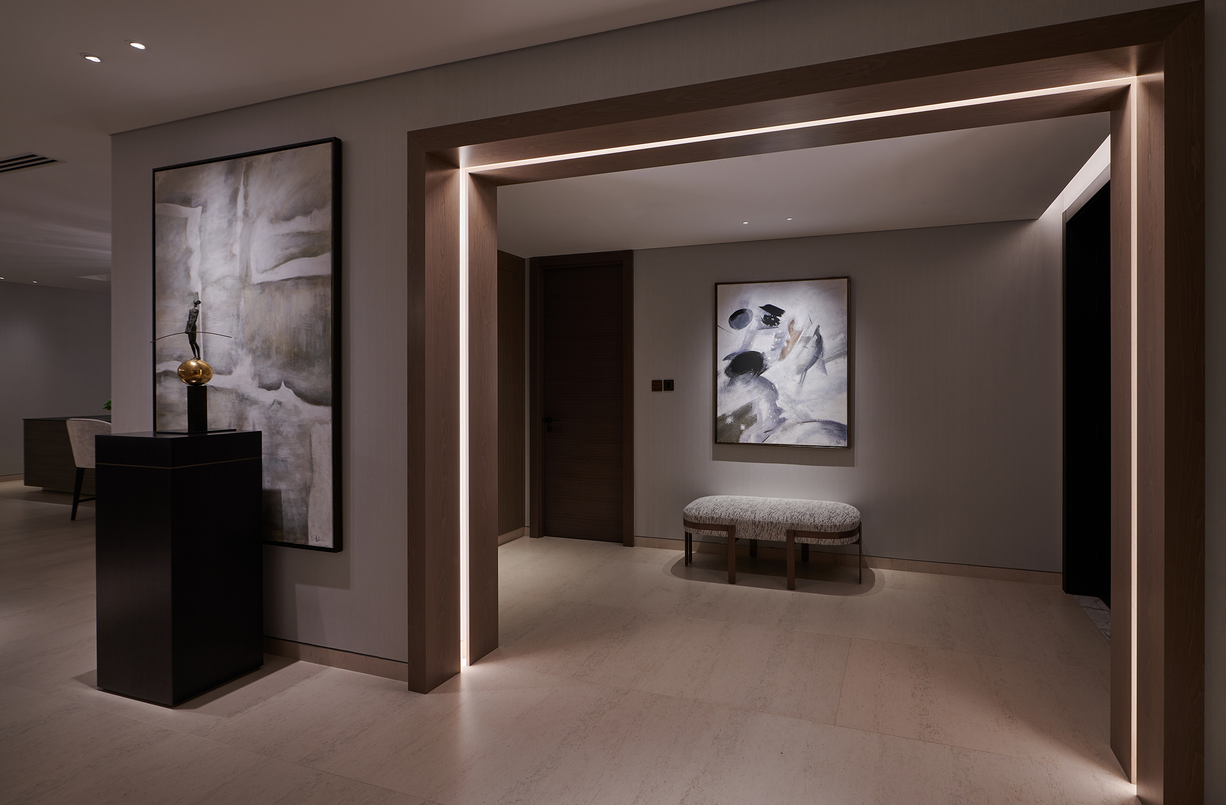 ART AND HALL LIGHTING image