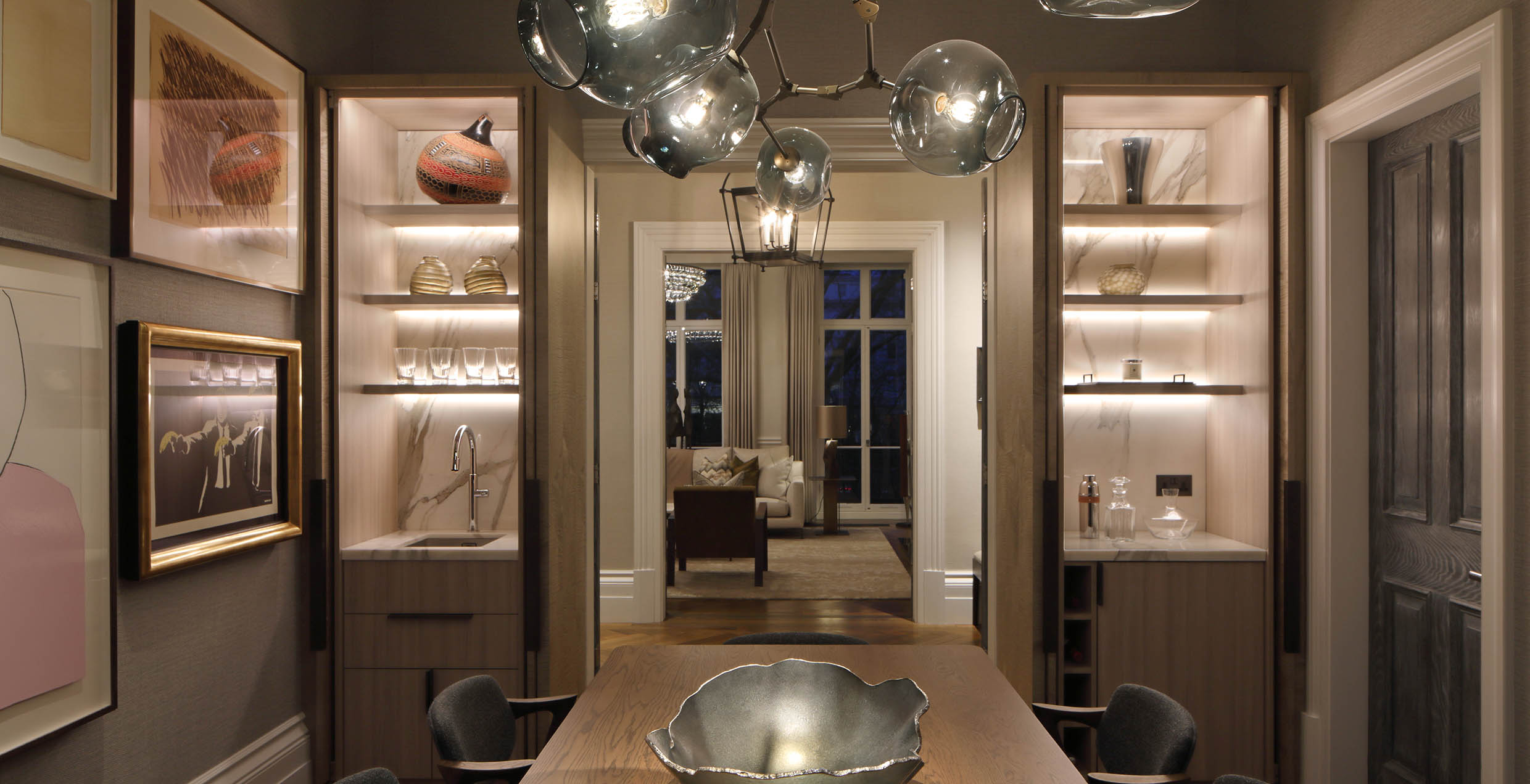 DINING AND BAR LIGHTING image