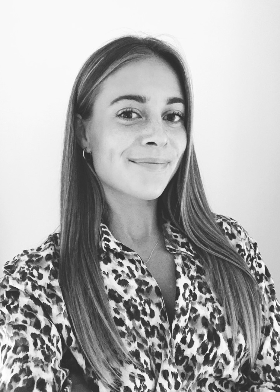 Ellie Boar Headshot, Lighting Designer at John Cullen Lighting