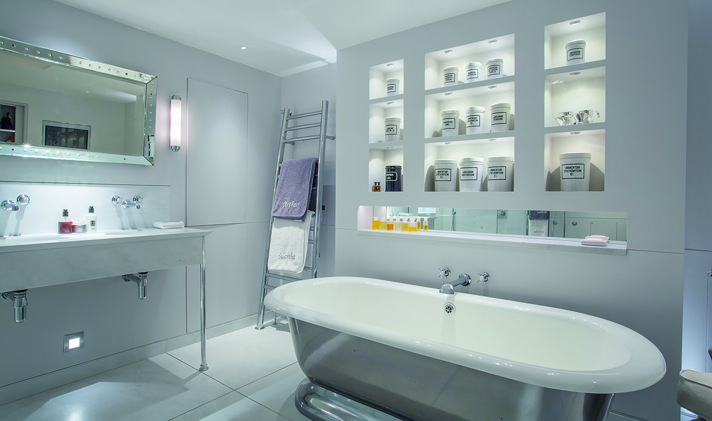 LAYERED BATHROOM LIGHTING image