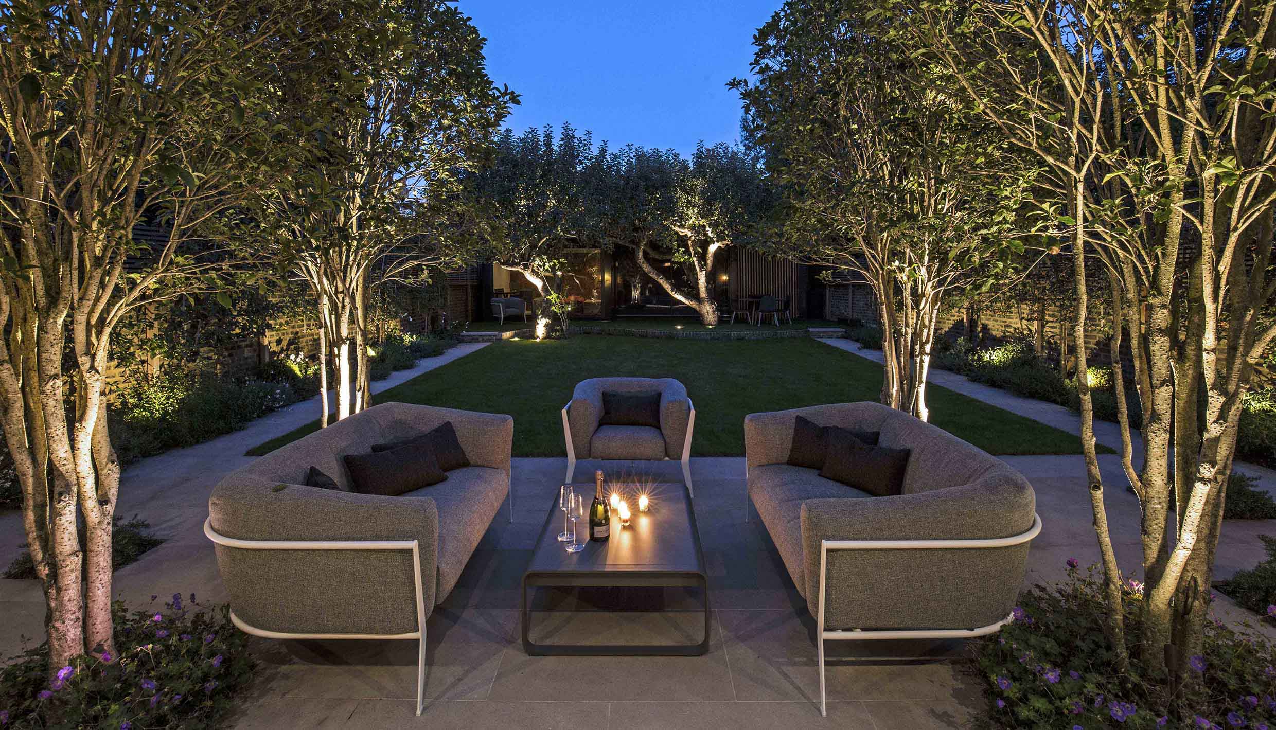 GARDEN SEATING image