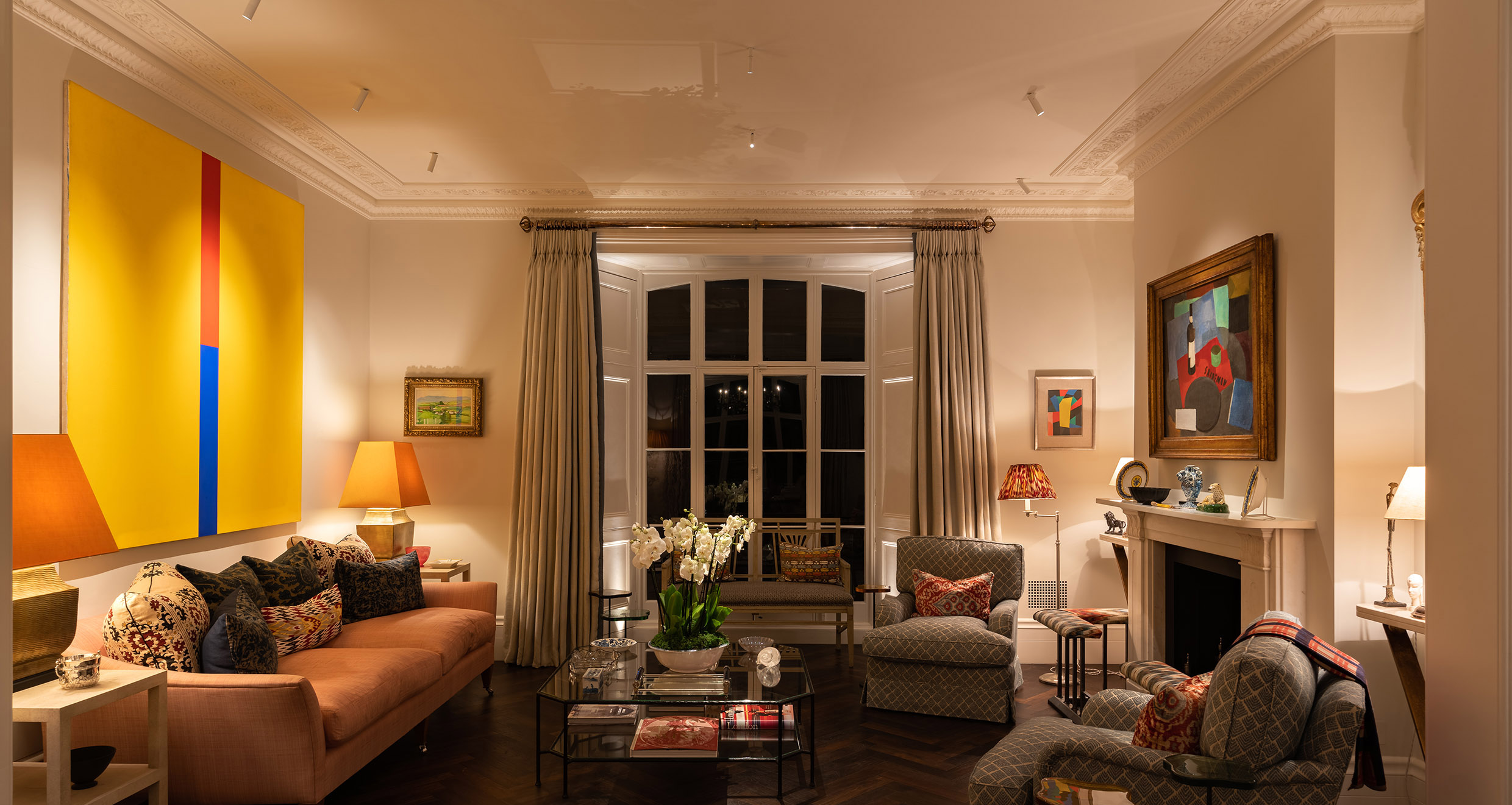 TRADITIONAL DRAWING ROOM image