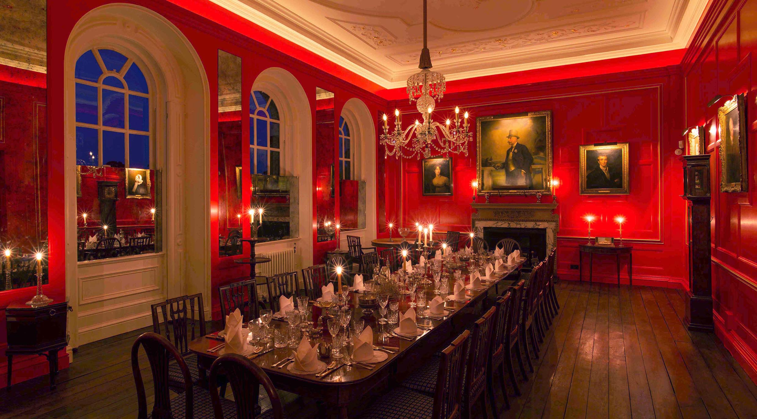 GRAND DINING image
