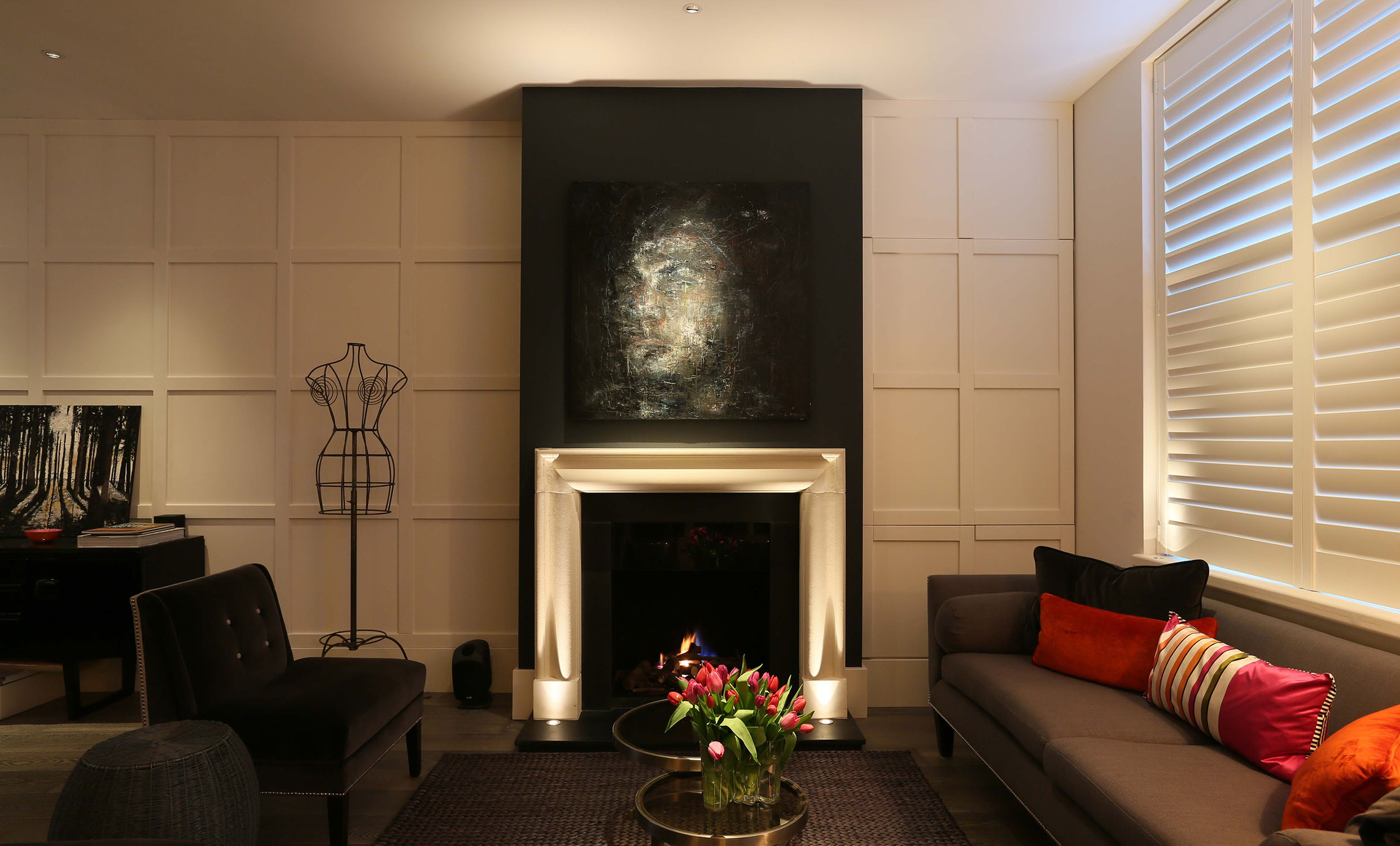 LONDON TOWNHOUSE LIVING image