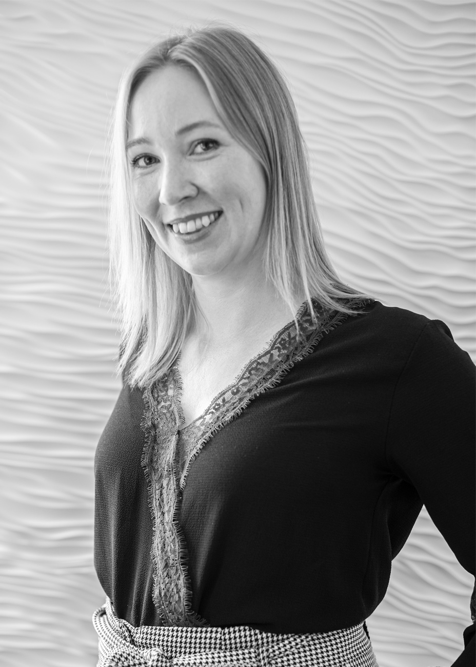 Rachel Berner headshot, Senior Brand Manager at John Cullen Lighting