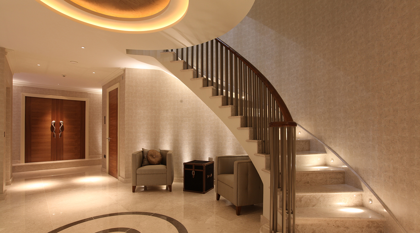 GRAND STAIRS AND CORRIDOR image