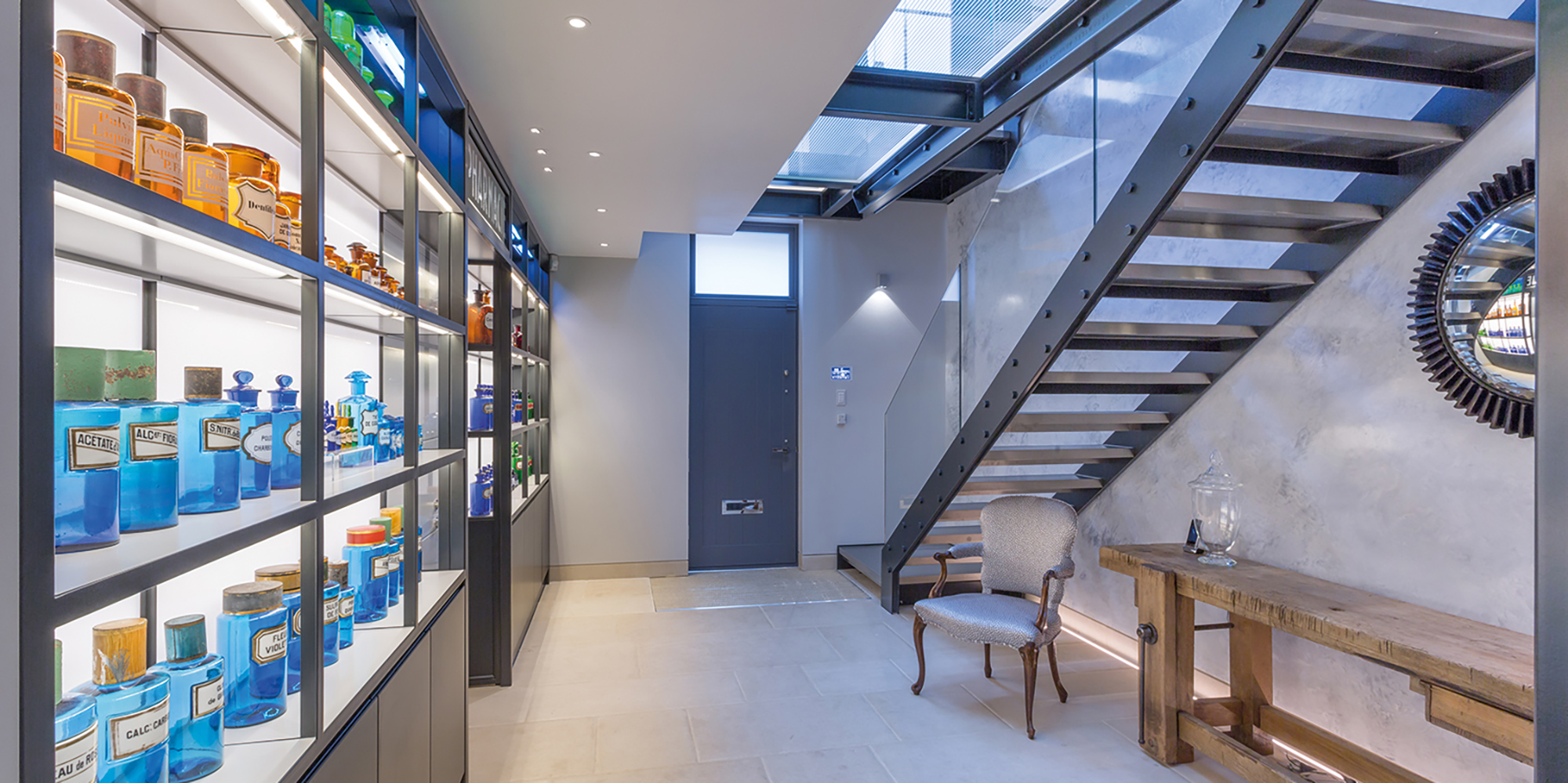 DISPLAY CABINET AND FEATURE WALL image